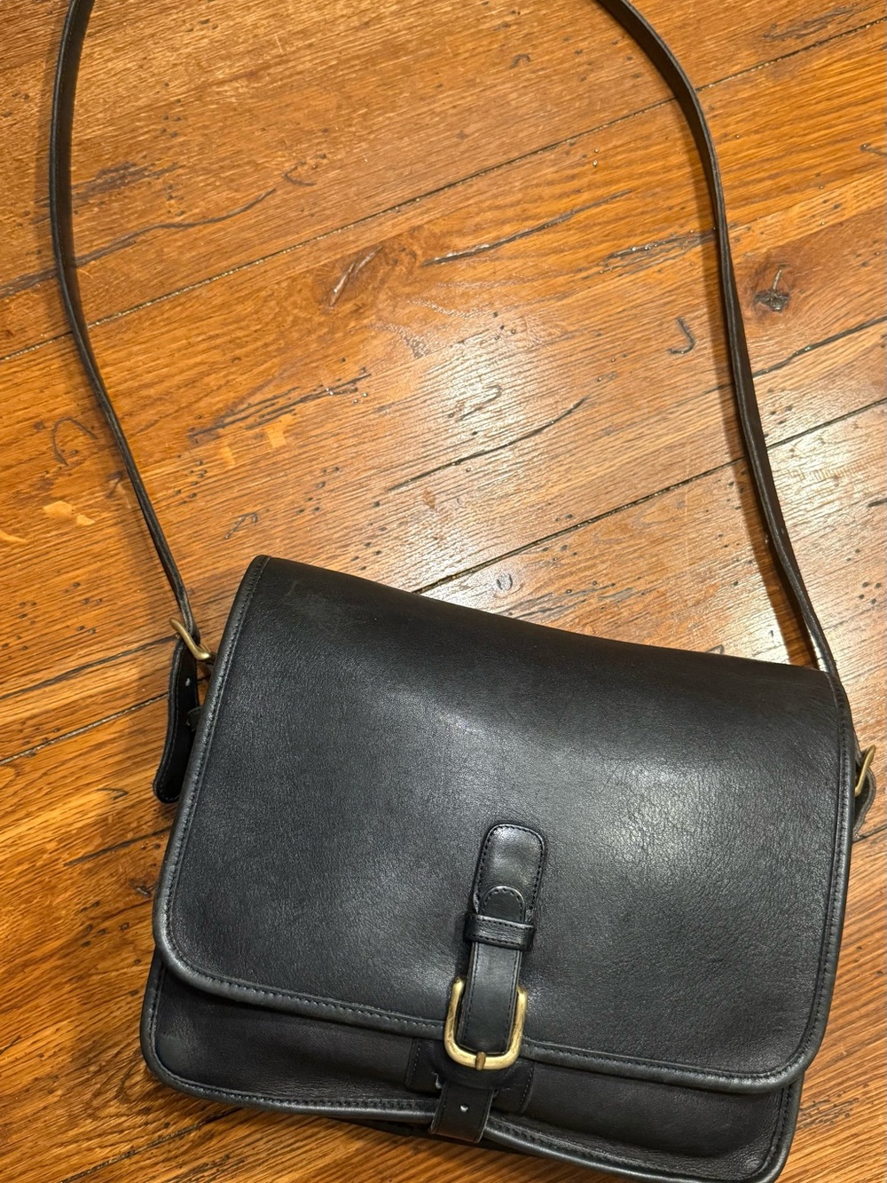 Vintage Coach USA Black Leather Shoulder Bag Brass Buckle 10x8 Pre-1994